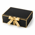 Scatola regalo 30 x 22 x 12 cm in cartone nero e oro con nastro in raso